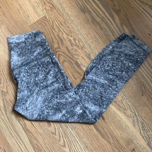 LuluLemon Grey Align Leggings